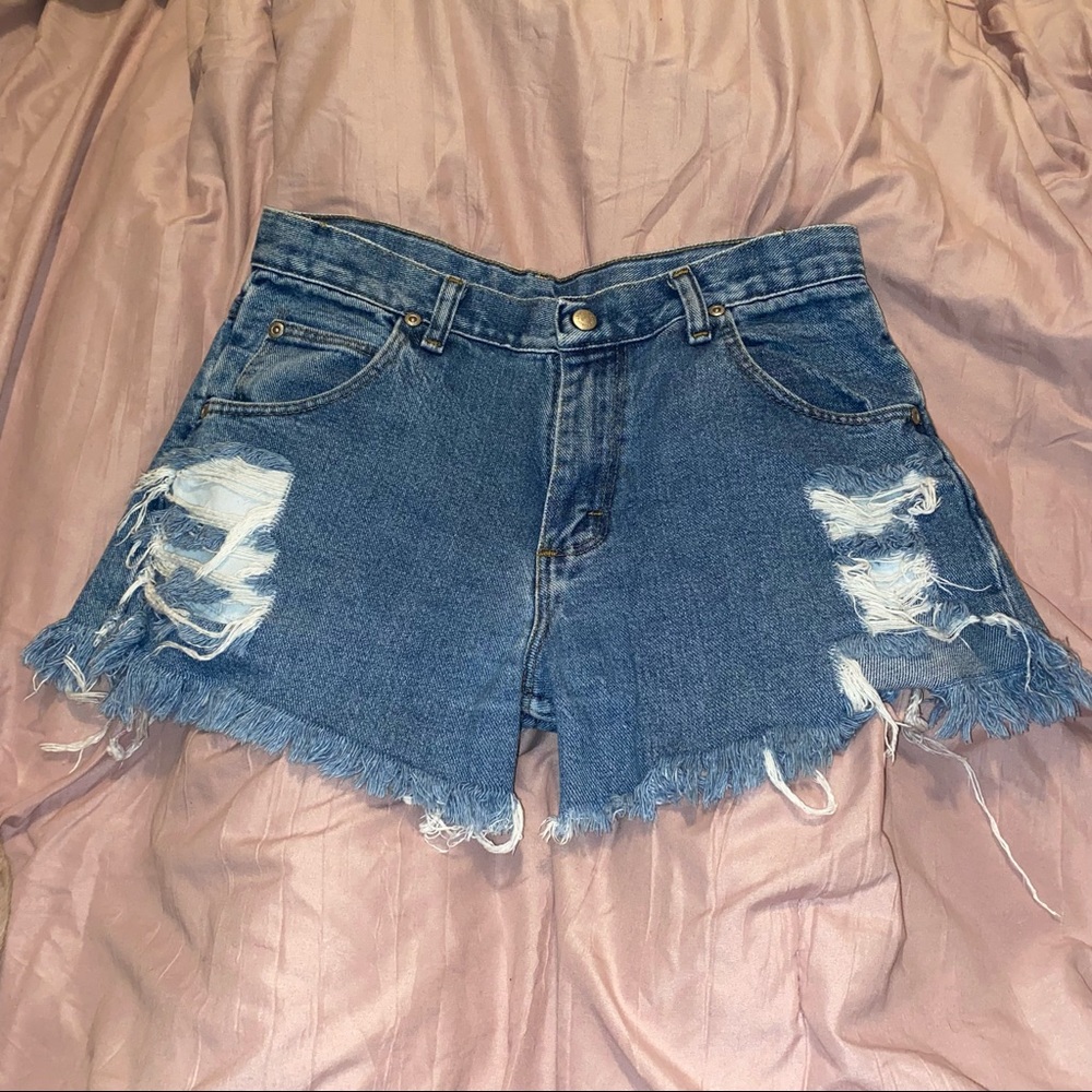 Wrangler Custom denim distressed shorts. Fits like a size 26/27